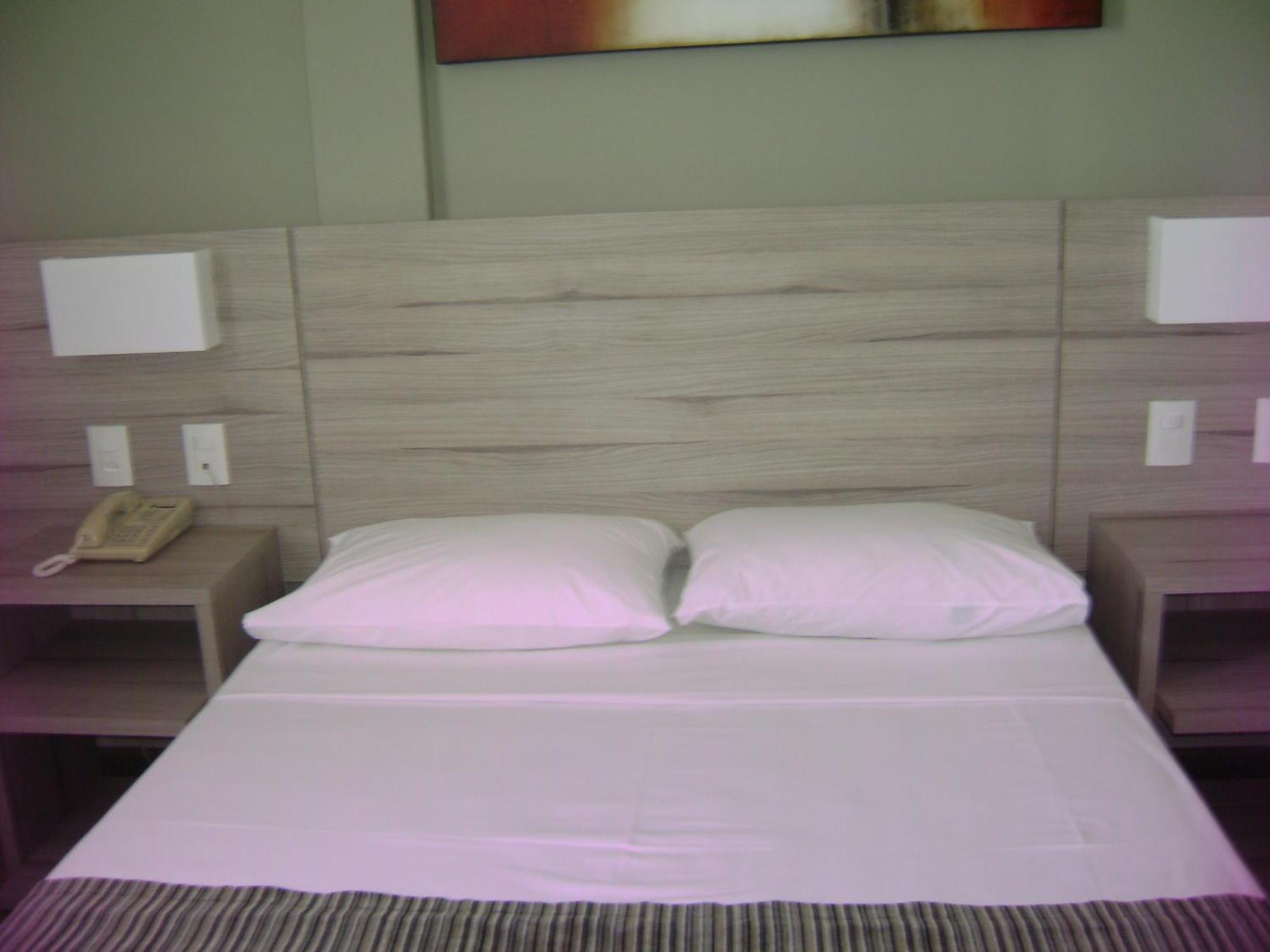 Hotel Linhatur Linhares Eksteriør billede